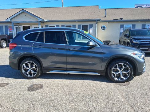 Used 2017 BMW X1 xDrive28i image 5