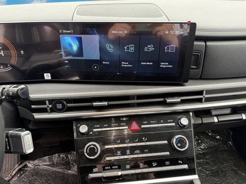 Used 2025 Hyundai Santa Fe SE image 21