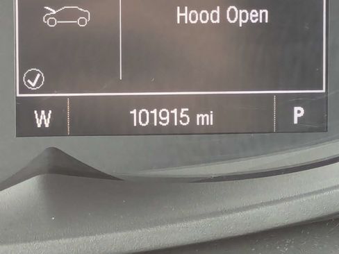 Used 2018 Chevrolet Trax LS FWD image 30