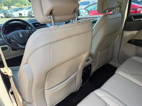 Used 2019 Lincoln MKC Reserve w/ MKC Climate Package FWD image 37