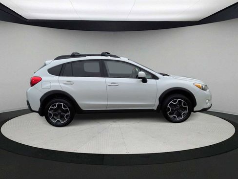 Used 2014 Subaru Crosstrek 2.0i Premium w/ Moonroof Package image 9