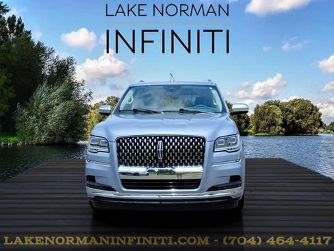 Used 2024 Lincoln Navigator L Black Label AWD/4WD image 3