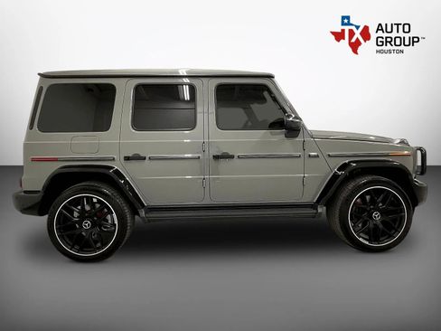Used 2025 Mercedes-Benz G 550 image 9