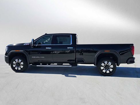 New 2026 GMC Sierra 3500 Denali AWD/4WD image 6