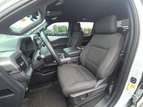 Used 2025 Ford F150 XLT w/ Equipment Group 302A MID AWD/4WD image 21