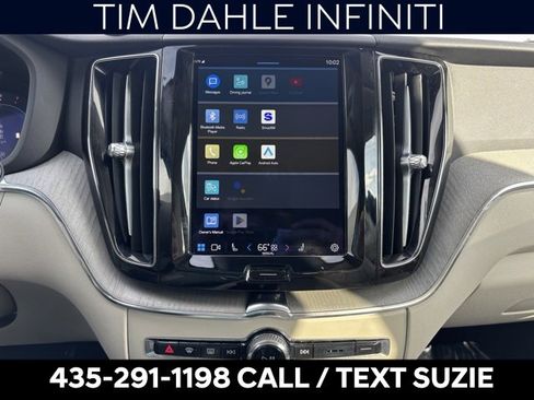 Used 2023 Volvo XC60 B5 Plus image 13