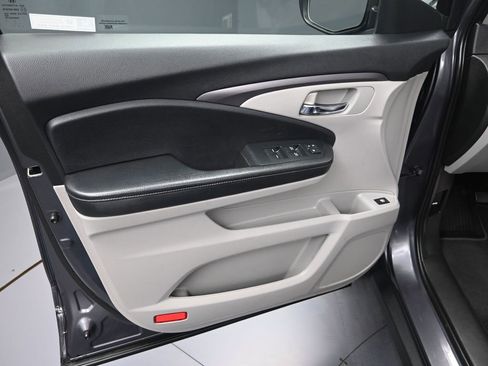 Used 2020 Honda Ridgeline RTL image 10