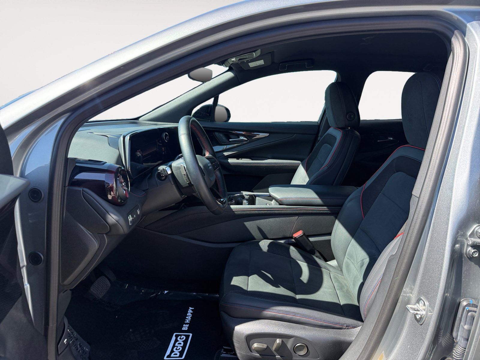 Used 2024 Chevrolet Blazer EV RS AWD/4WD image 10