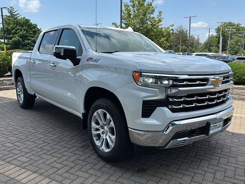 Used 2022 Chevrolet Silverado 1500 LTZ w/ Technology Package AWD/4WD image 7