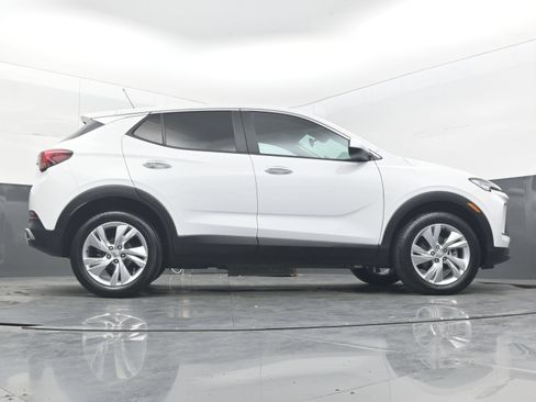 Used 2025 Buick Encore GX Preferred AWD/4WD image 30