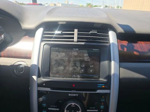 Used 2013 Ford Edge Limited AWD/4WD image 16