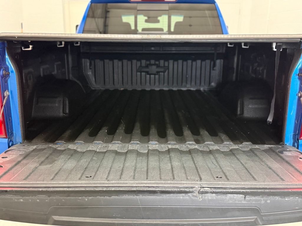 Used 2022 Chevrolet Silverado 1500 RST w/ Convenience Package II AWD/4WD image 8
