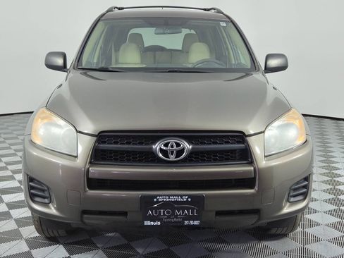 Used 2012 Toyota RAV4 4WD image 2