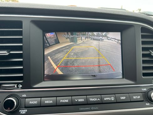 Used 2018 Hyundai Elantra Value Edition w/ Cargo Package image 22