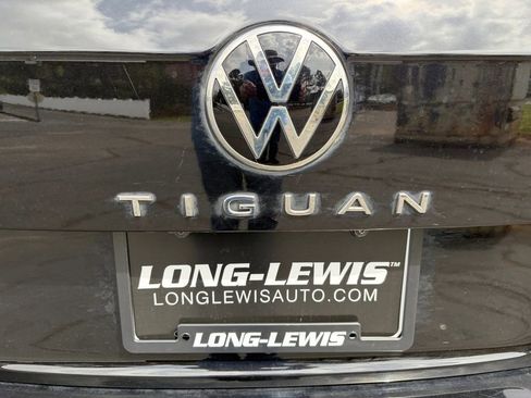 Certified 2022 Volkswagen Tiguan S image 30