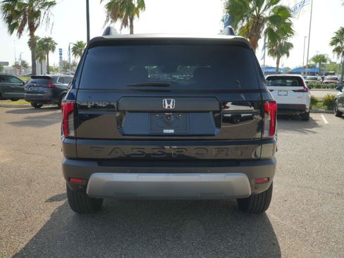 Used 2026 Honda Passport RTL image 6