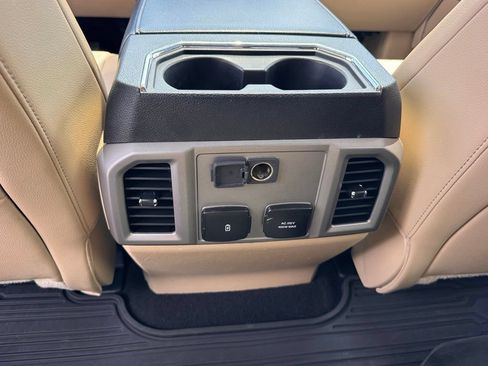 Certified 2021 Ford F250 Lariat w/ Lariat Ultimate Package AWD/4WD image 29