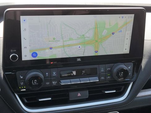 Used 2025 Toyota Grand Highlander AWD Hybrid image 25