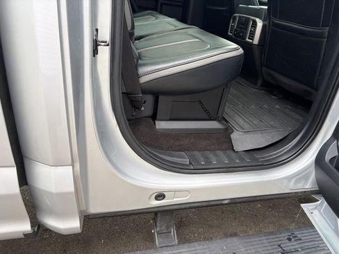 Used 2018 Ford F250 Platinum w/ Platinum Ultimate Package AWD/4WD image 45