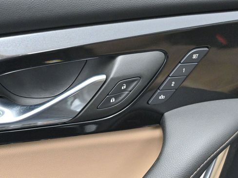 Used 2024 Chevrolet Blazer Premier w/ Driver Confidence II Package image 9