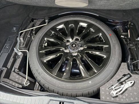 Used 2017 Lexus LS 460 AWD image 21