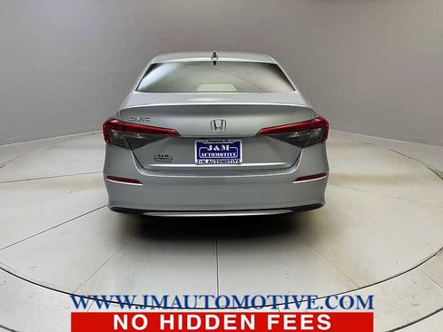 Used 2022 Honda Civic LX image 4