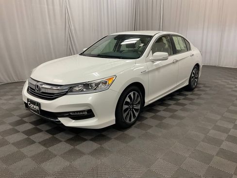 Used 2017 Honda Accord Hybrid Sedan image 10