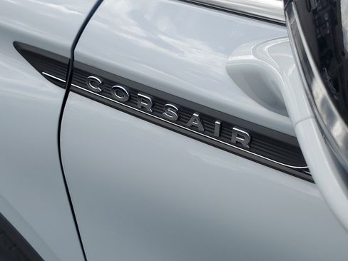New 2026 Lincoln Corsair Premiere image 7