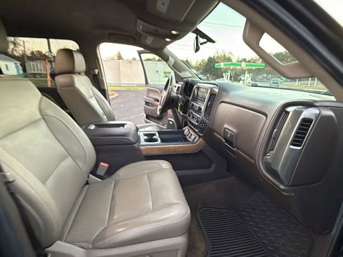 Used 2018 Chevrolet Silverado 1500 LTZ w/ LTZ Plus Package image 56