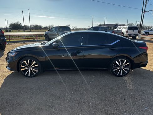Used 2021 Nissan Altima 2.5 SR image 6