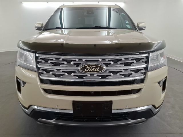 Used 2018 Ford Explorer Limited w/ Equipment Group 301A FWD image 2