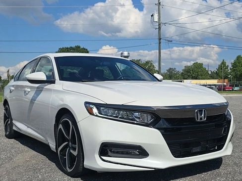 Used 2019 Honda Accord Sport image 3