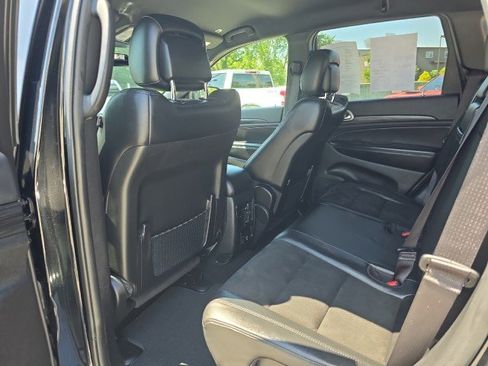 Used 2021 Jeep Grand Cherokee Laredo X image 16