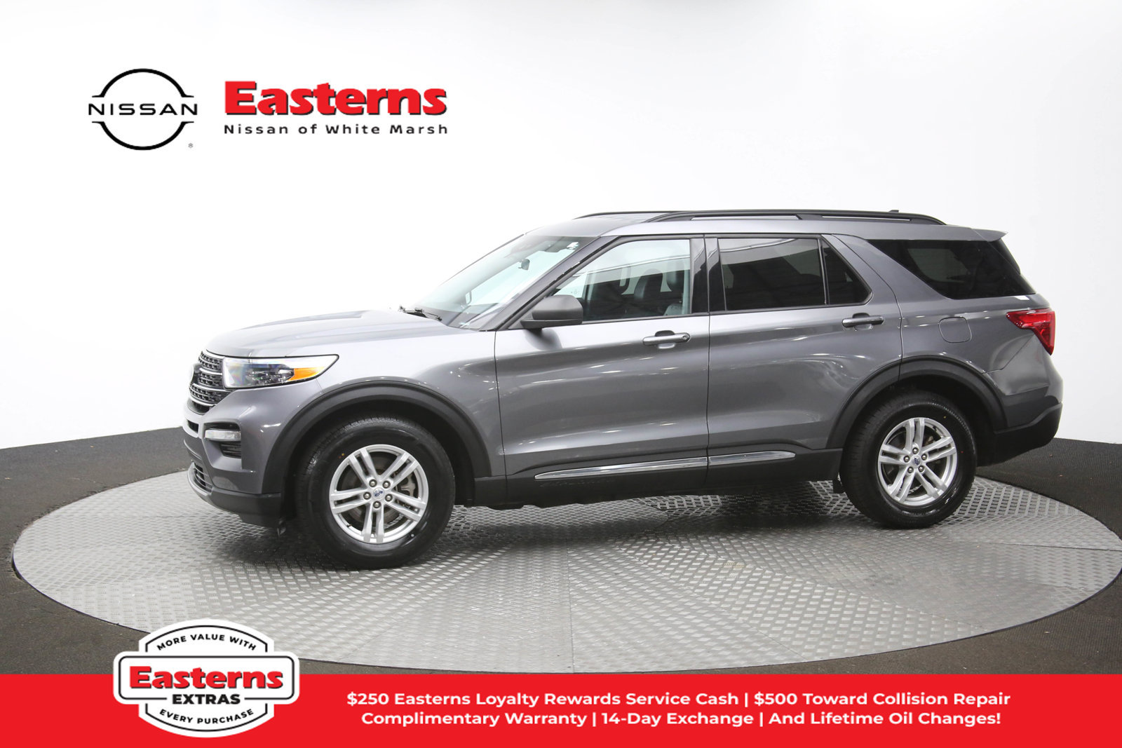 Used 2023 Ford Explorer XLT w/ Equipment Group 202A RWD image 58