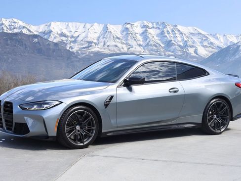 Used 2023 BMW M4 xDrive Competition AWD/4WD image 2