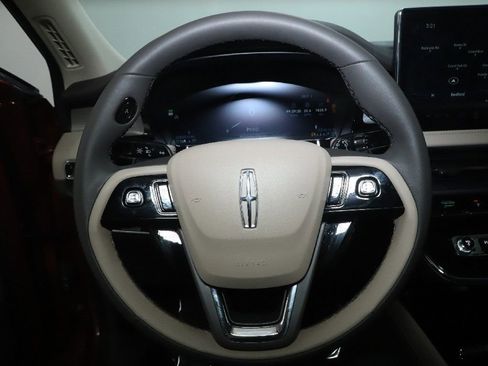 Certified 2023 Lincoln Corsair Standard image 21