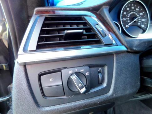 Used 2015 BMW 428i Convertible image 30