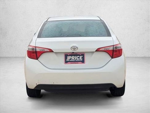 Used 2016 Toyota Corolla LE FWD image 6