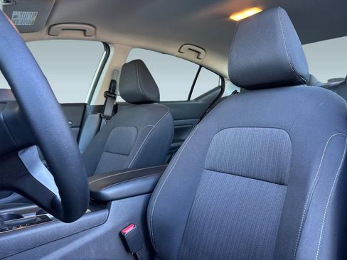 Used 2025 Nissan Altima 2.5 SV FWD image 22