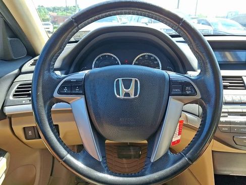 Used 2011 Honda Accord SE image 17
