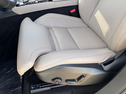 New 2026 Volvo XC90 B6 Ultra w/ Protection Package AWD/4WD image 29