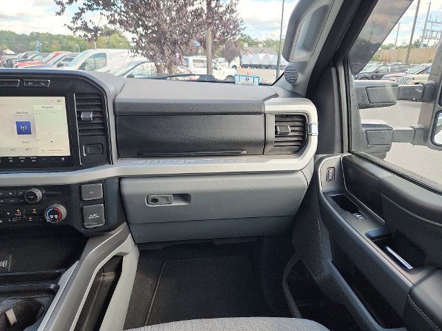 Certified 2023 Ford F250 XLT w/ Black Appearance Package AWD/4WD image 10