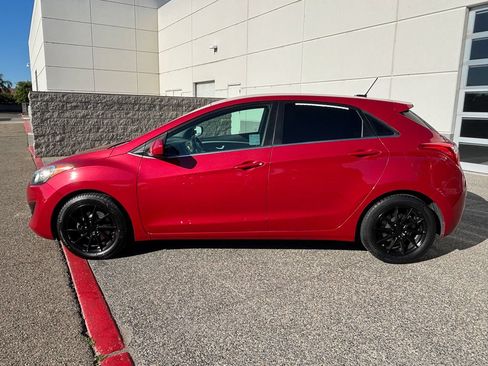 Used 2016 Hyundai Elantra GT FWD image 8