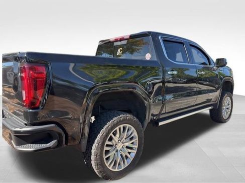 Used 2022 GMC Sierra 1500 Denali image 5