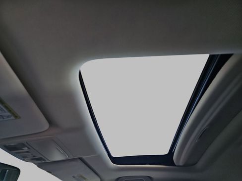 Used 2016 Honda CR-V EX image 36