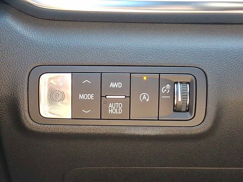 Used 2025 GMC Terrain Elevation image 25