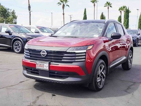 New 2026 Nissan Kicks SV image 4