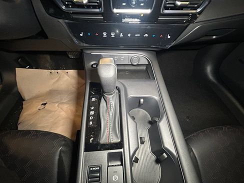 New 2026 Nissan Sentra SR w/ SR Premium Package FWD image 12