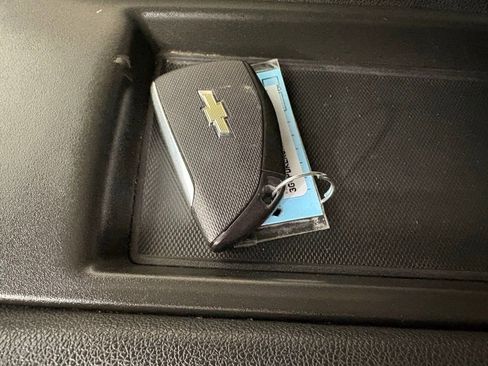 Used 2024 Chevrolet Silverado 1500 LT image 39