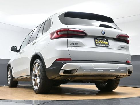 Used 2022 BMW X5 xDrive40i AWD/4WD image 52